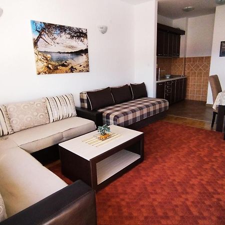 Rakocevic Apartments Petrovac Buitenkant foto