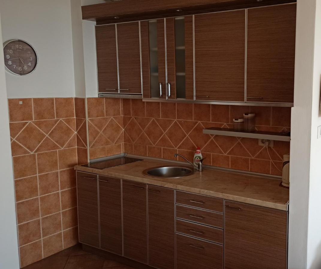 Rakocevic Apartments Petrovac Buitenkant foto