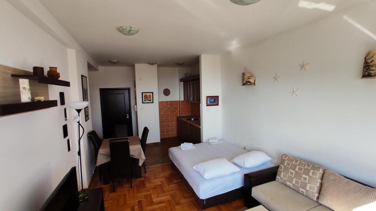 Rakocevic Apartments Petrovac Buitenkant foto
