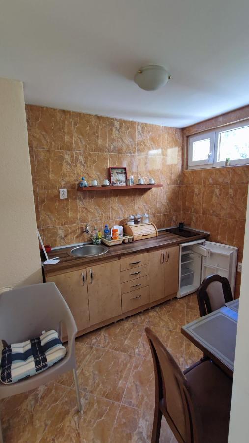 Rakocevic Apartments Petrovac Buitenkant foto